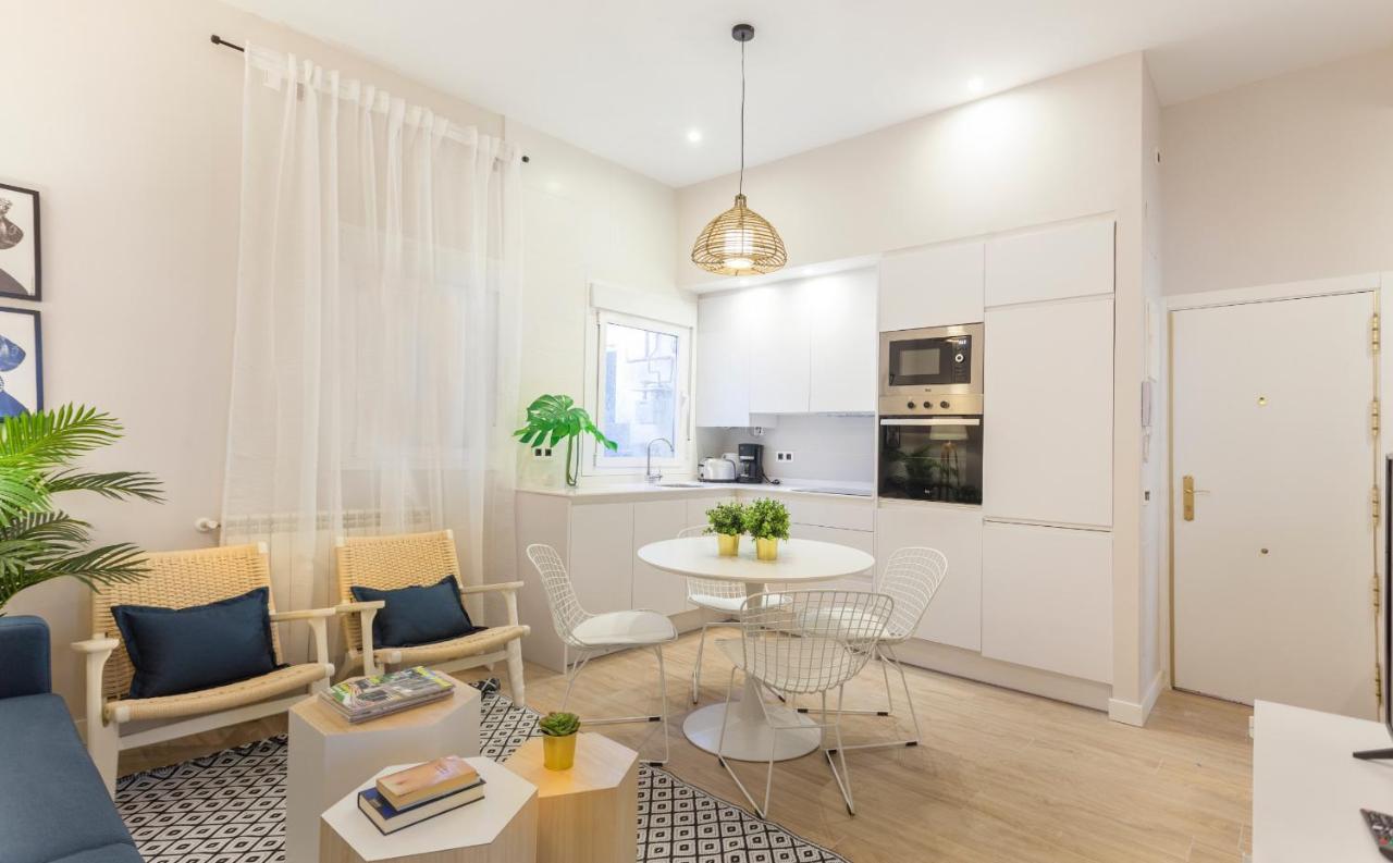 Mit House Iriarte En Appartement Madrid